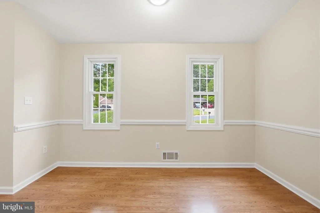 Photo of 14204 PICCADILLY ROAD