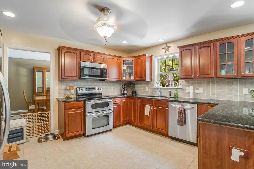 Photo of 17644 MEADOW DRIVE