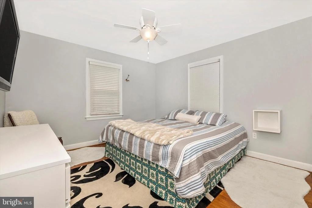 Photo of 25216 OAK DRIVE