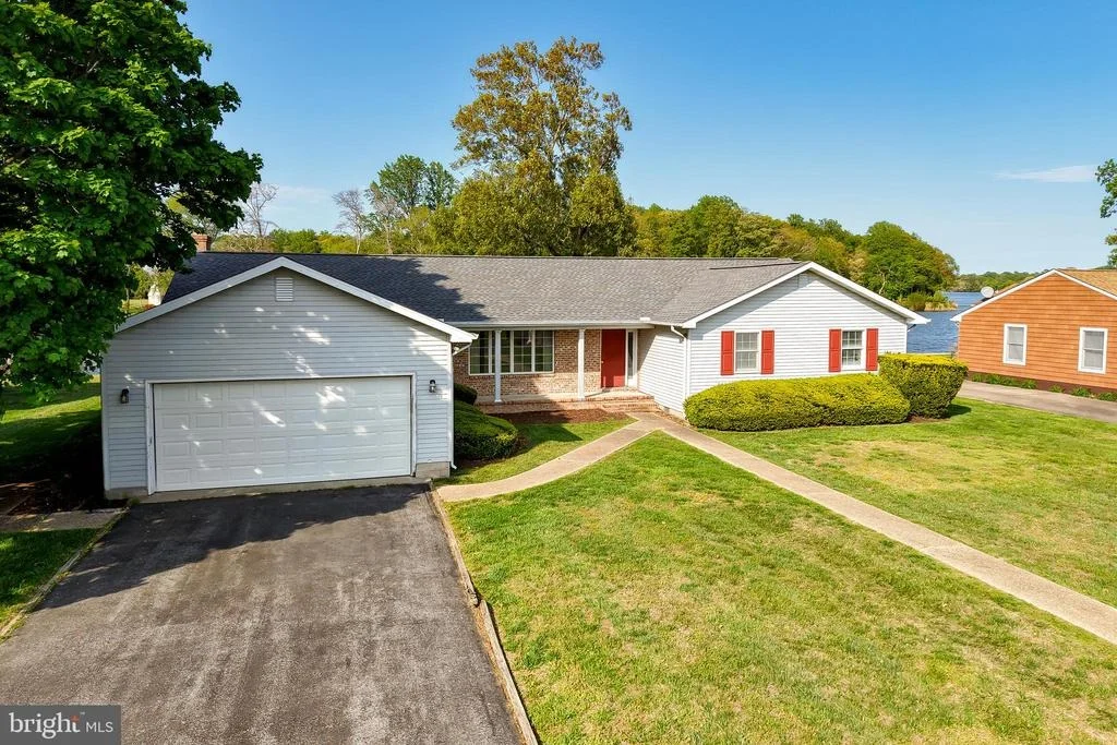 Photo of 30455 E MILL RUN
