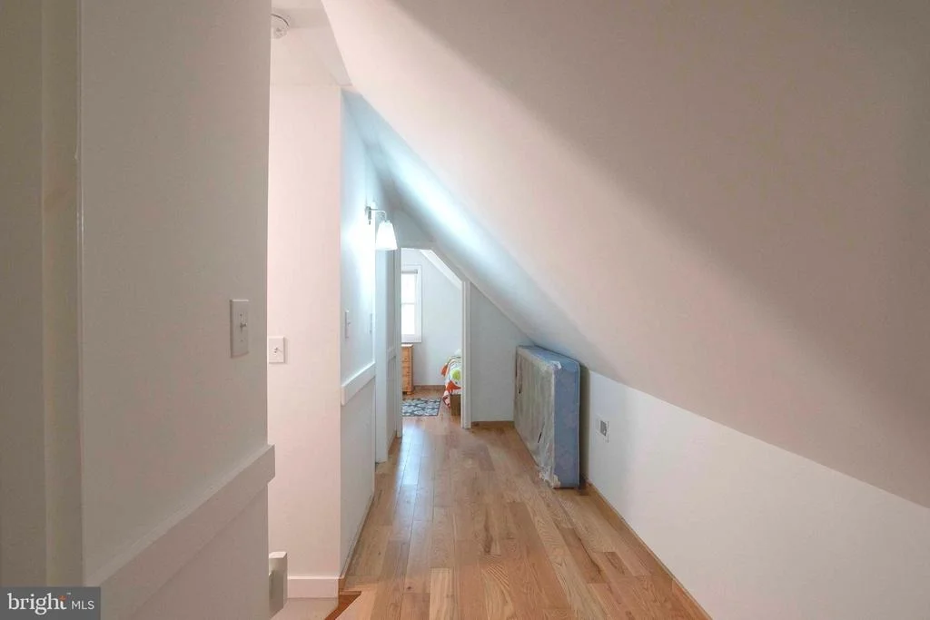 Photo of 206 DALE