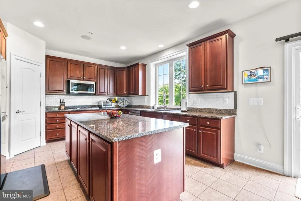 Photo of 18709 ASHBOURNE PLACE