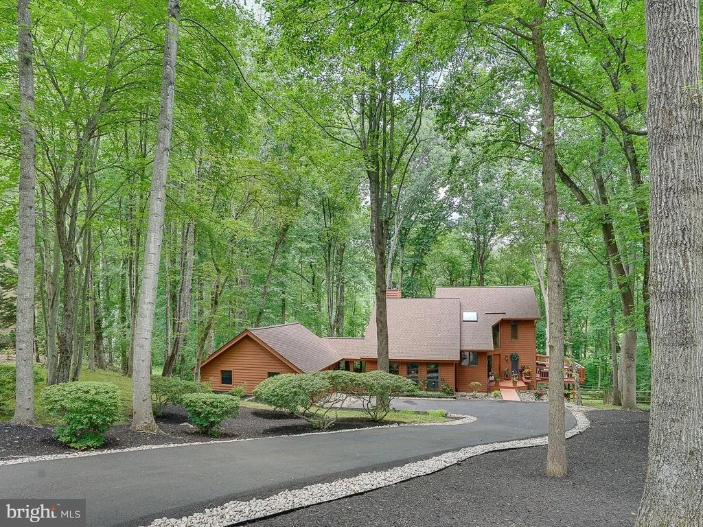 Photo of 10724 CROSS SCHOOL ROAD