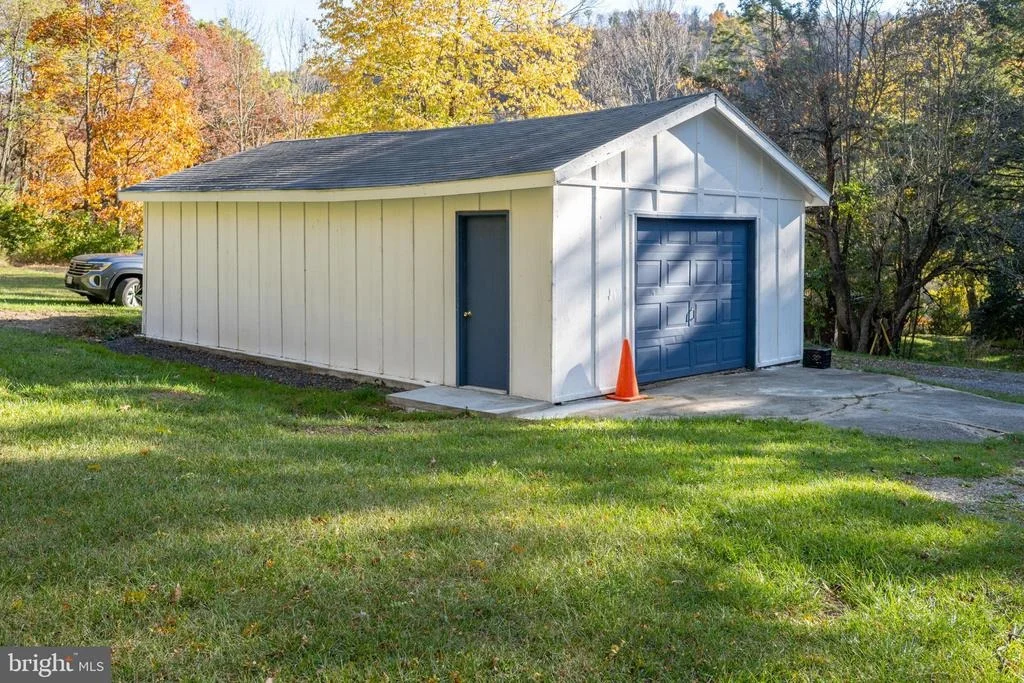 Photo of 63 WALLMAN ROAD