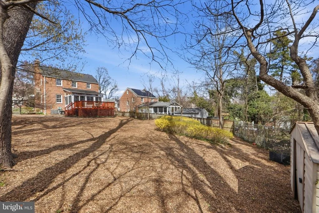 Photo of 2406 CHURCHILL ROAD