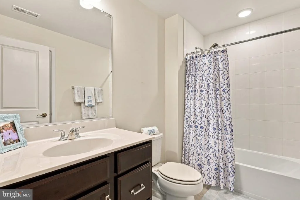 Photo of 1010 COUBERTIN DRIVE SE