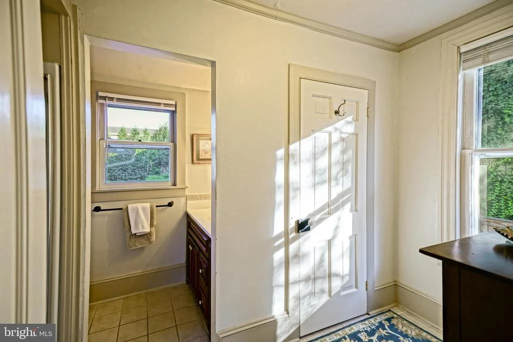 Photo of 111 KINGS HIGHWAY