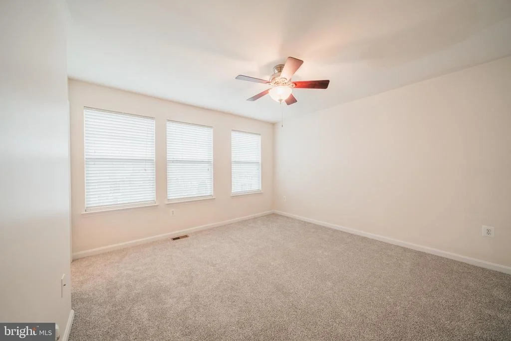Photo of 2944 AMERICAN EAGLE BOULEVARD