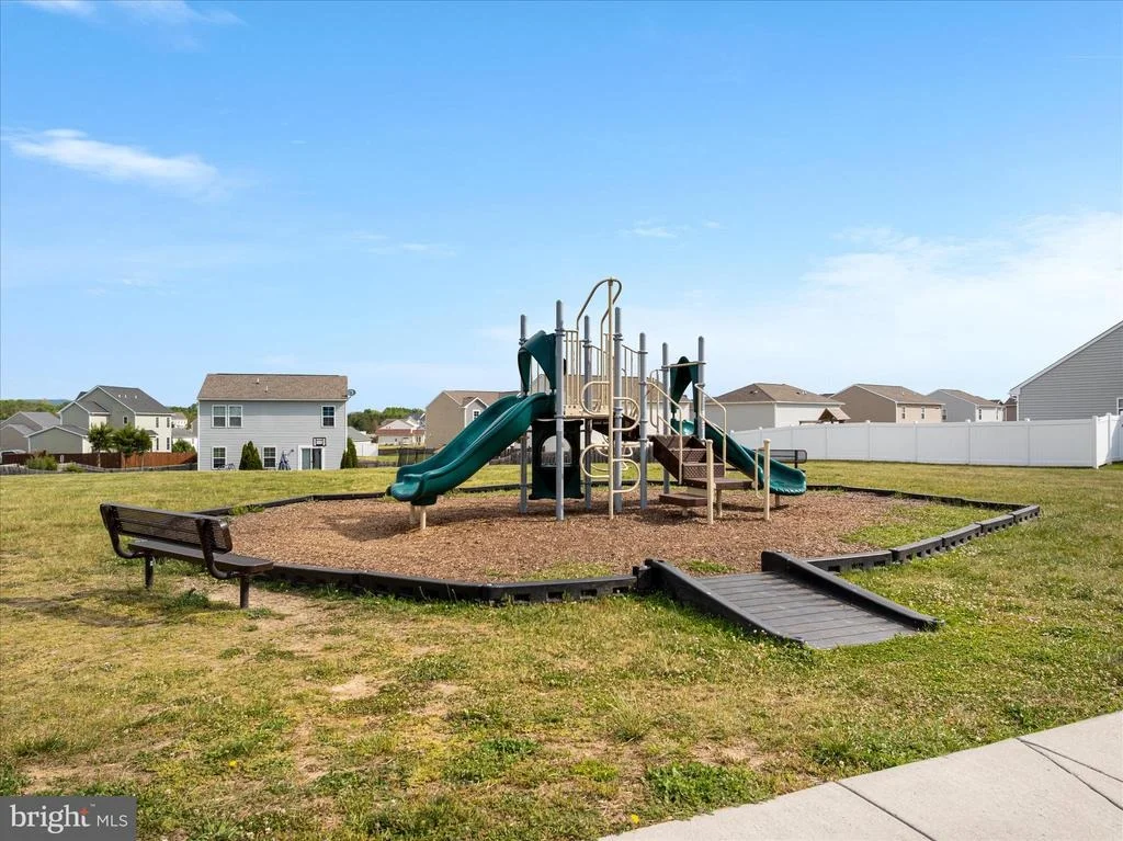 Photo of 339 EURASIAN DRIVE