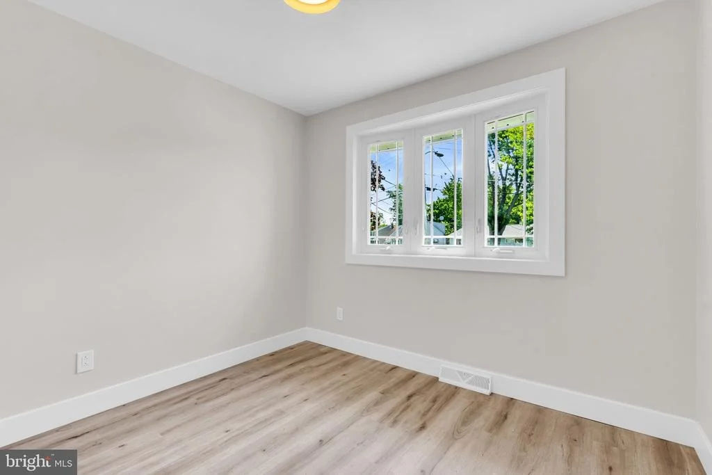 Photo of 103 CARVER DRIVE