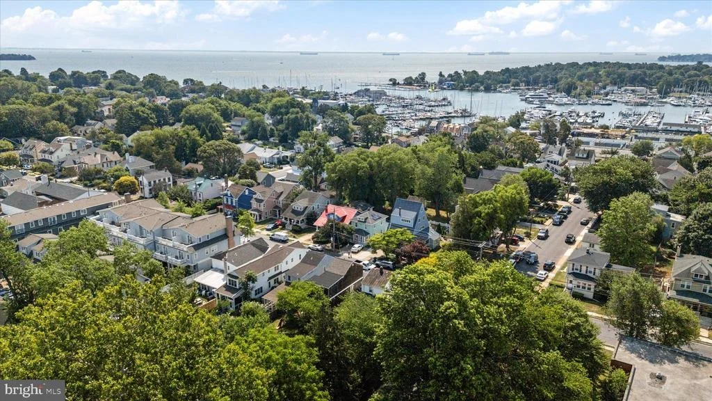 Photo of 418 CHESAPEAKE AVENUE