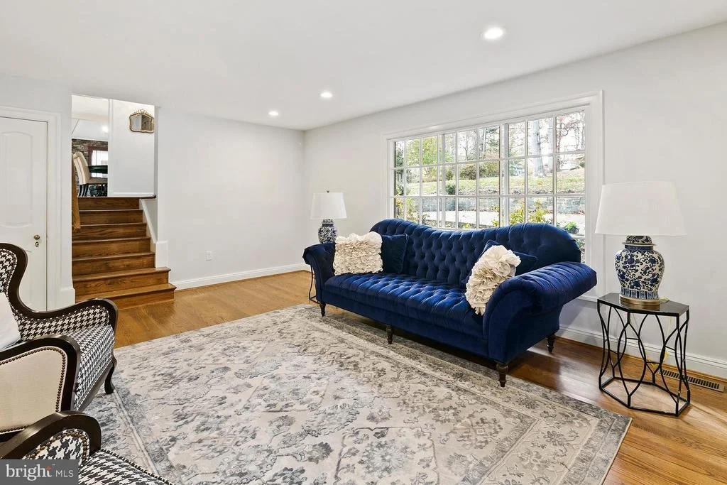 Photo of 1613 FOREST LANE