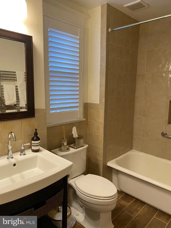 Photo of 4445 FARADAY PLACE NW