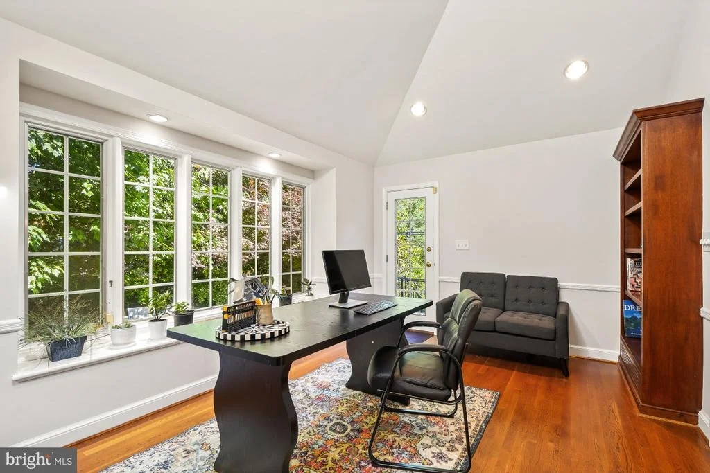 Photo of 7214 POMANDER LANE