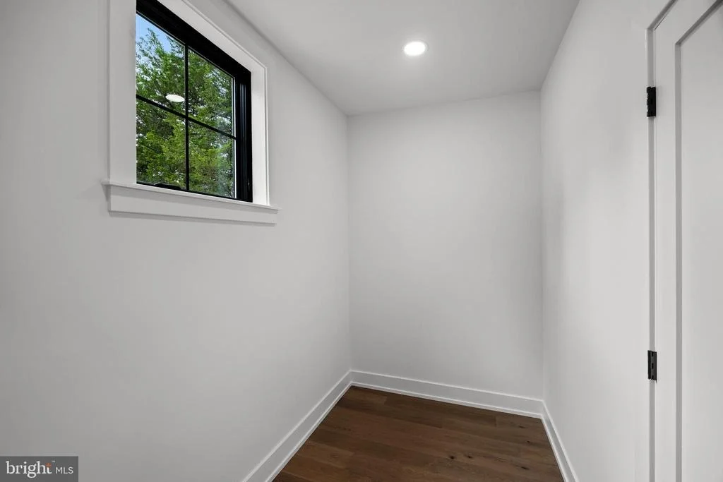 Photo of 6 CHAPEL AVENUE