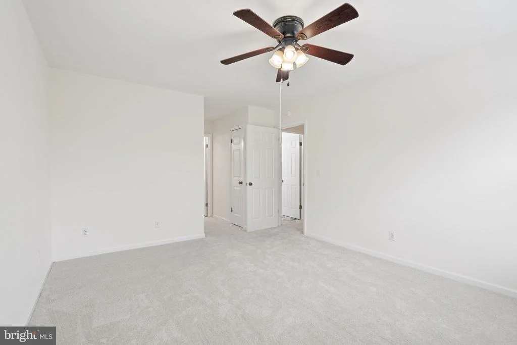 Photo of 2309 MAPLEWOOD DRIVE