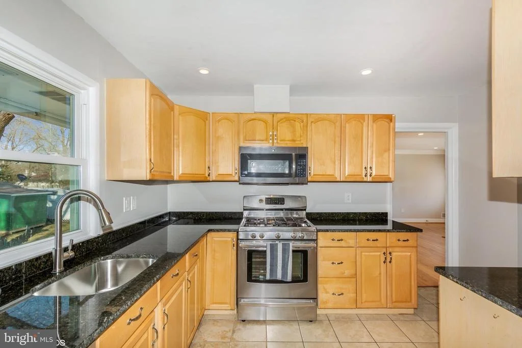 Photo of 3410 BEECHCRAFT DRIVE