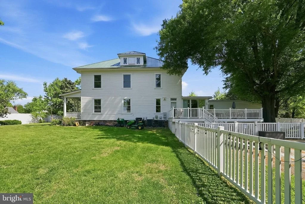 Photo of 9026 SUDLEY ROAD