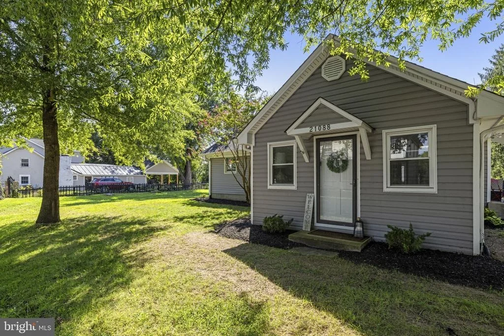 Photo of 21088 UNISON ROAD