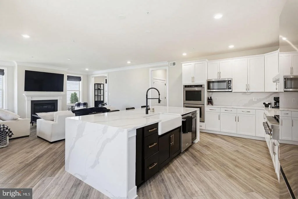 Photo of 8693 SATINWOOD DRIVE