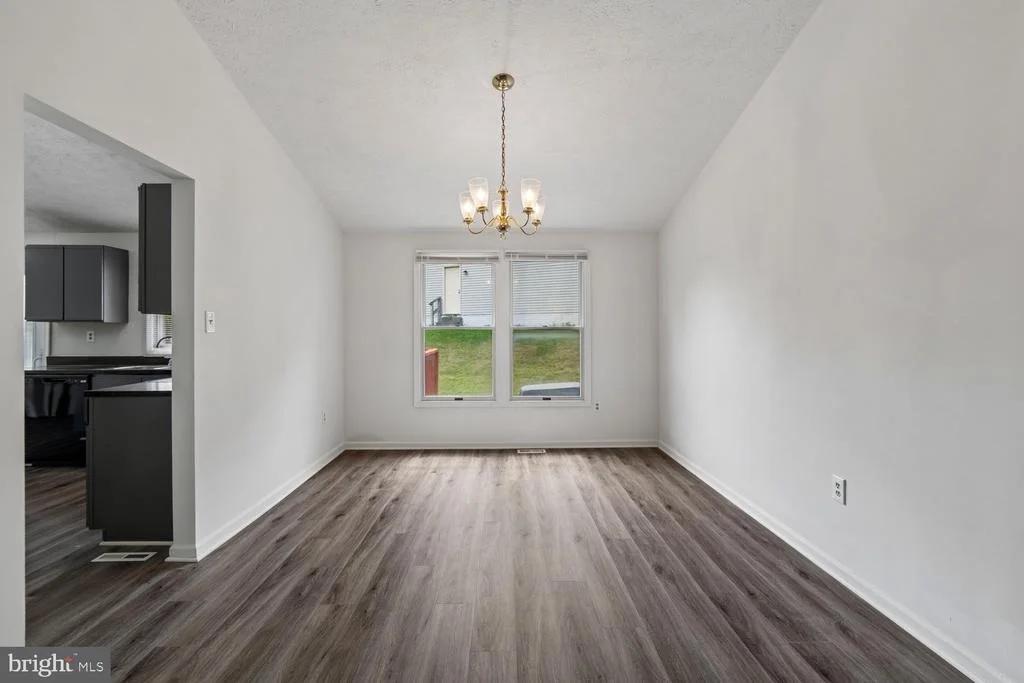 Photo of 3049 MEMORY LANE