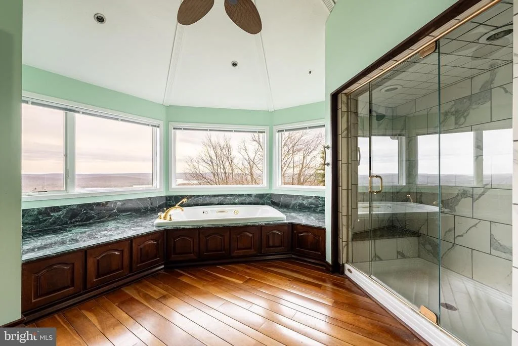 Photo of 1200 MOUNTAINVIEW DRIVE