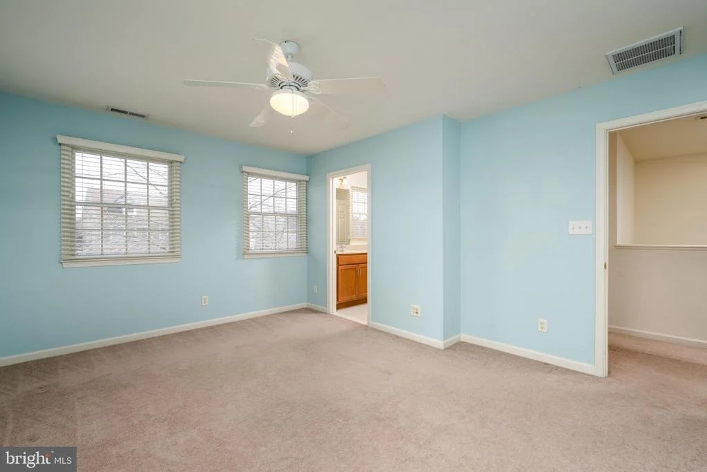 Photo of 196 WILLOW OAK AVENUE