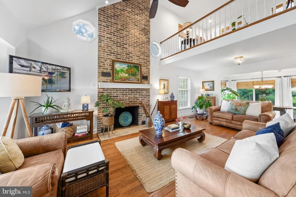 Photo of 602 CRESTVIEW LANE