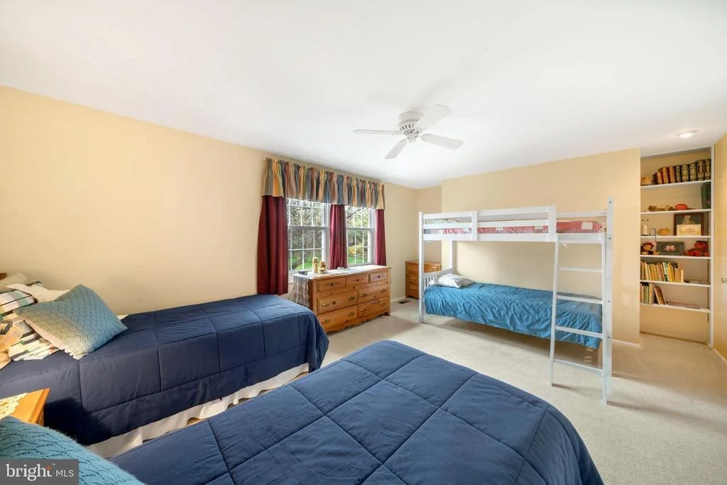 Photo of 5905 CHAR LEIGH CIRCLE