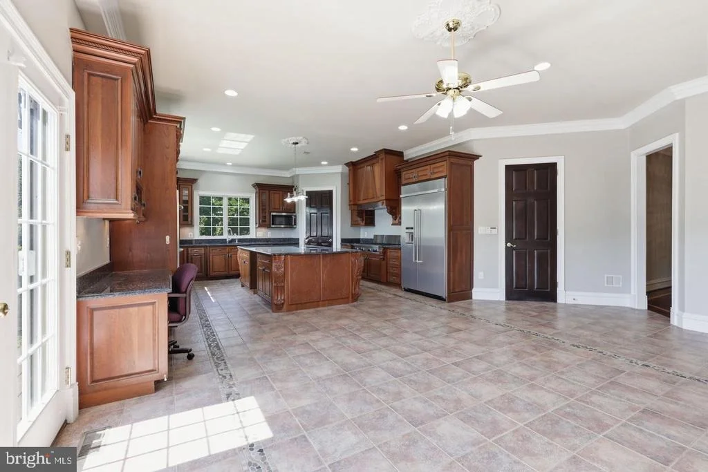 Photo of 8813 OAK LEAF DRIVE