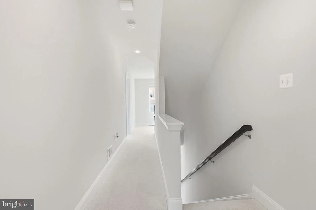 Photo of 7130 BANBURY DRIVE