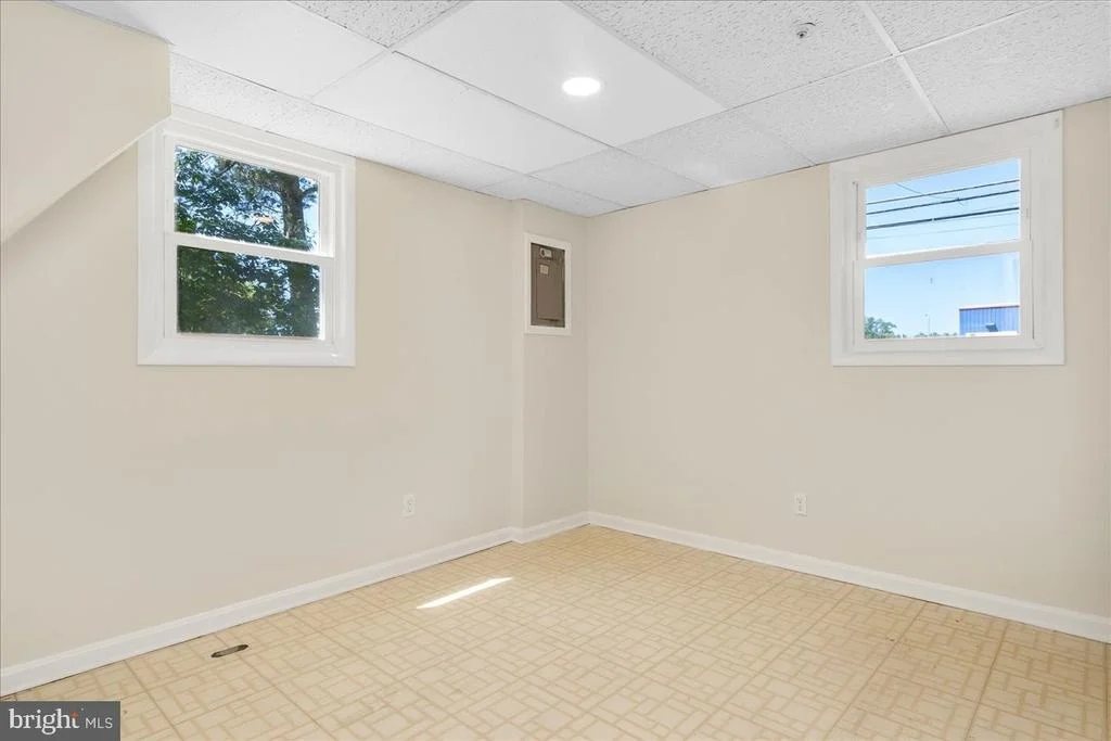 Photo of 8004 MALCOLM ROAD