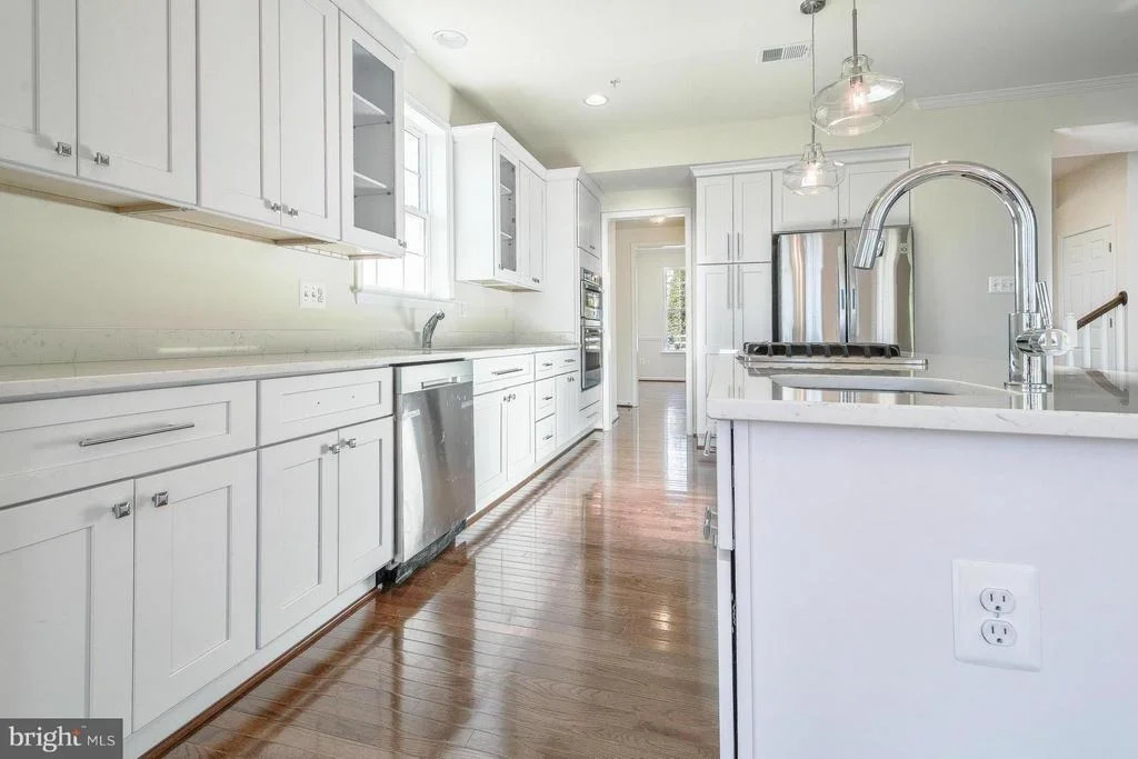 Photo of 25008 OAK DRIVE