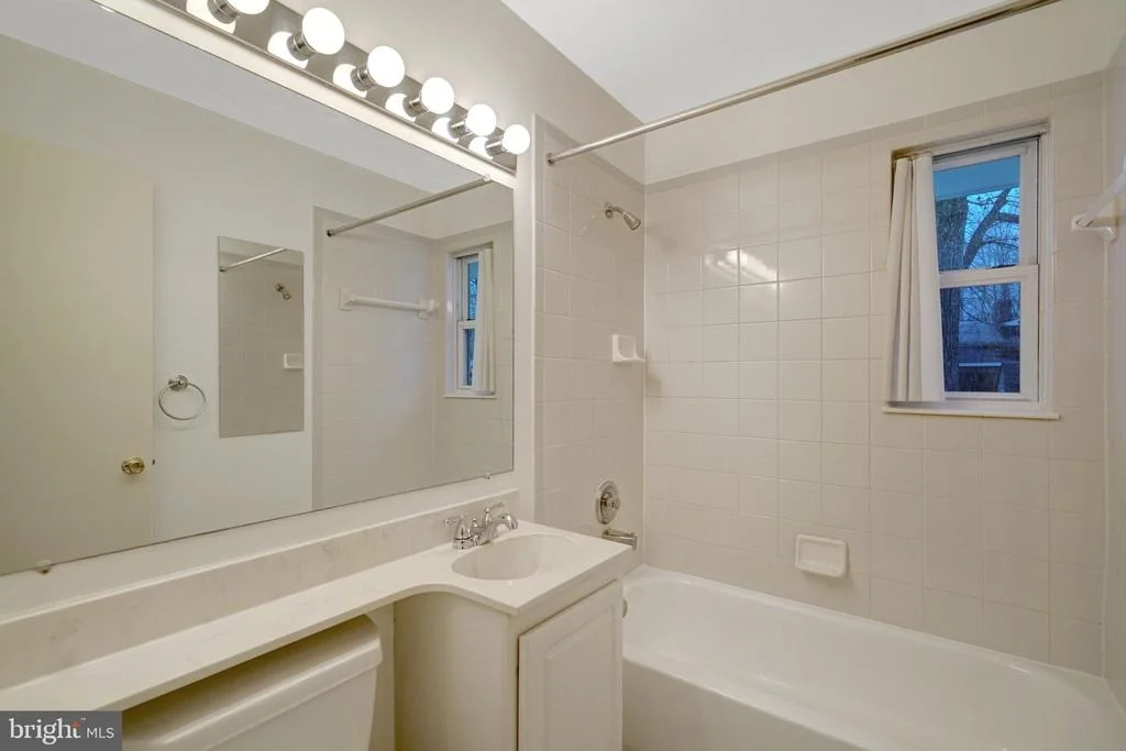 Photo of 5417 JULIET STREET