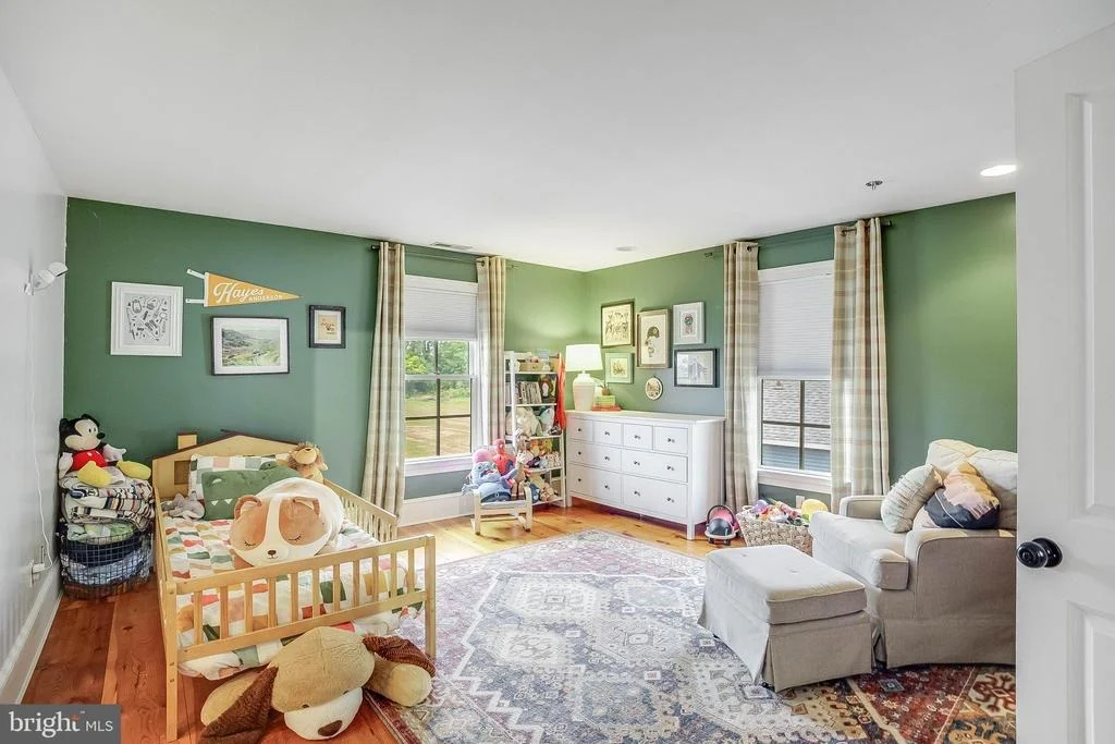 Photo of 30328 SEAFORD ROAD