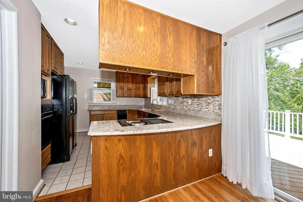 Photo of 25805 RIDGE ROAD