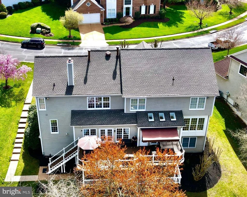 Photo of 47556 COMPTON CIRCLE