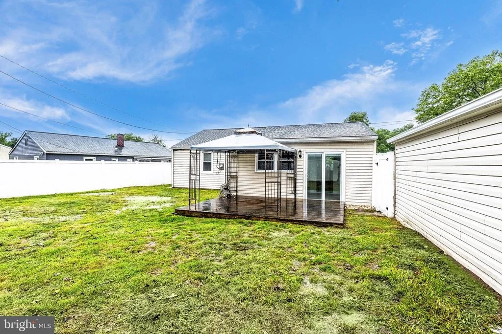 Photo of 1020 THOMAS ROAD