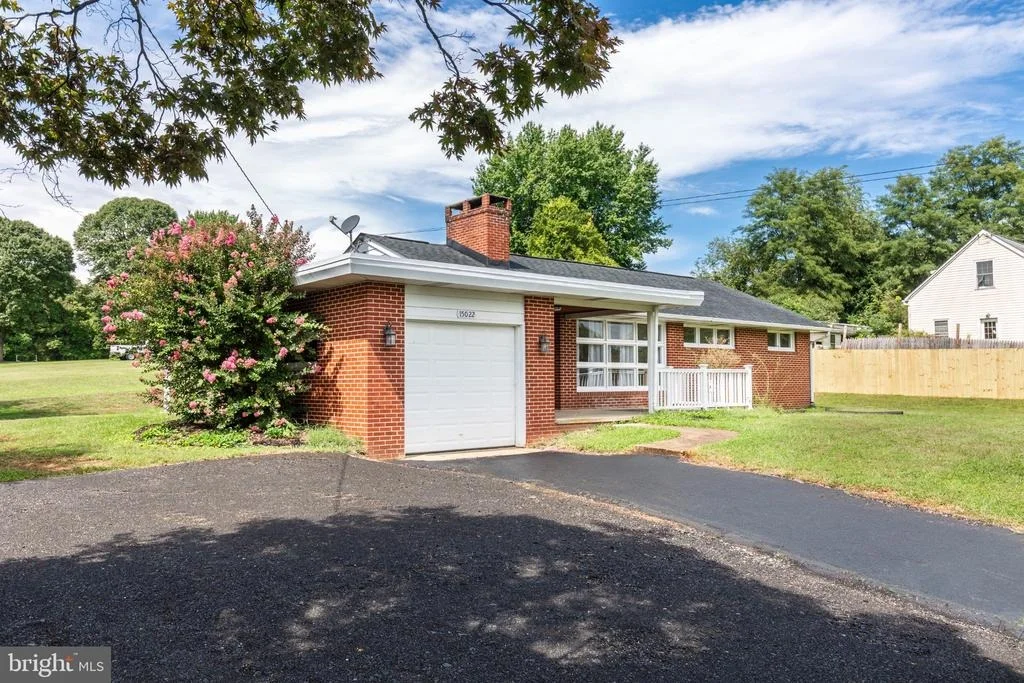 Photo of 15022 HANOVER PIKE