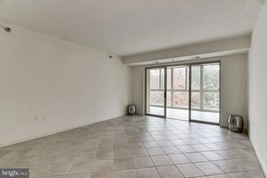 Photo of Unit 302 at 14805 PENNFIELD CIRCLE