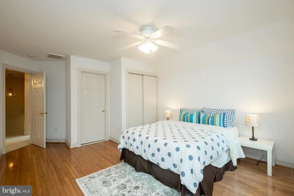 Photo of 5105 WELLINGHALL WAY