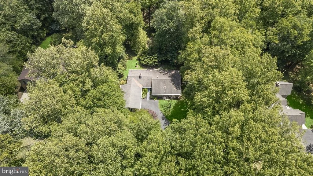 Photo of 13922 WAYSIDE DRIVE
