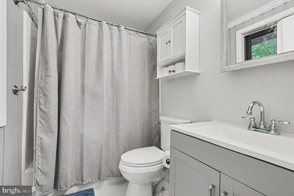 Photo of 222 CREEKSIDE DRIVE