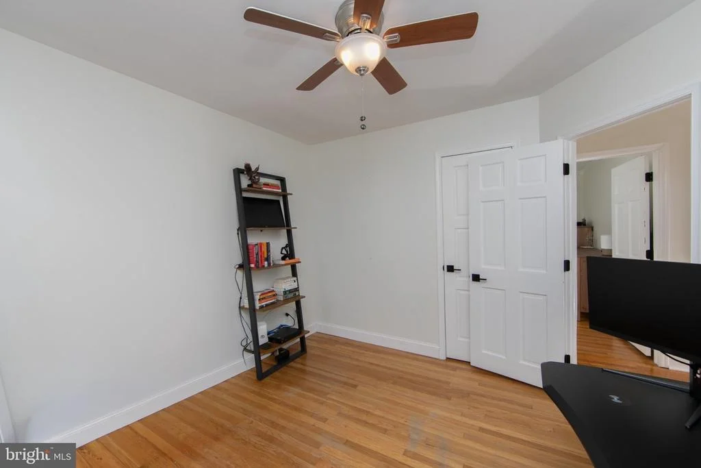 Photo of 787 LANCING ROAD