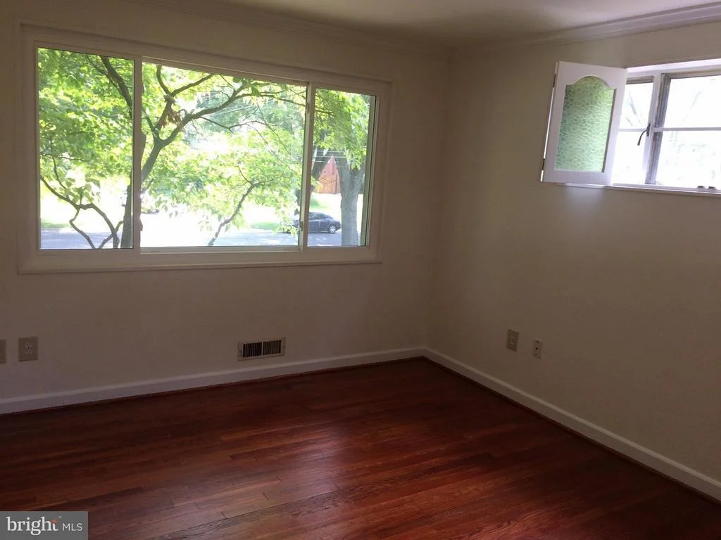 Photo of 12919 DEAN ROAD