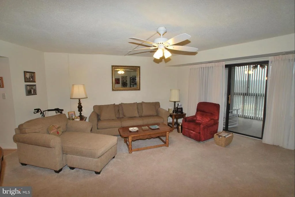 Photo of Unit 703 at 15100 INTERLACHEN DRIVE