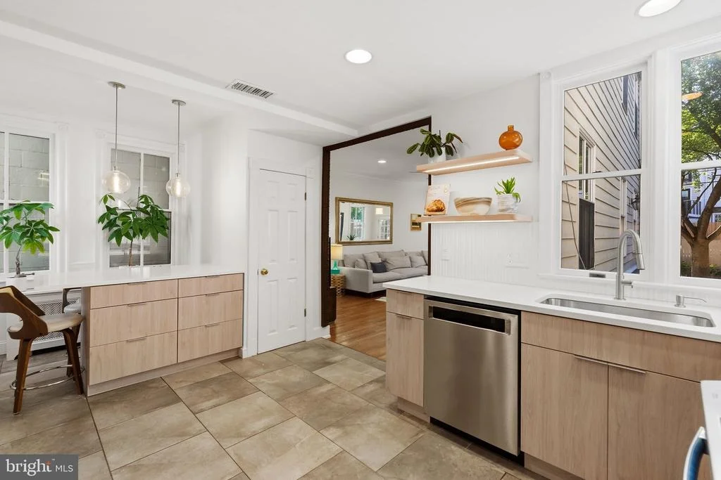 Photo of 4448 RESERVOIR ROAD NW