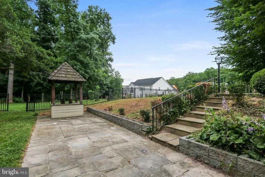 Photo of 17415 BATCHELLORS FOREST ROAD
