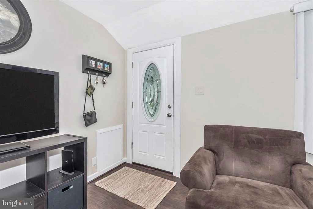Photo of 3302 JANET ROAD
