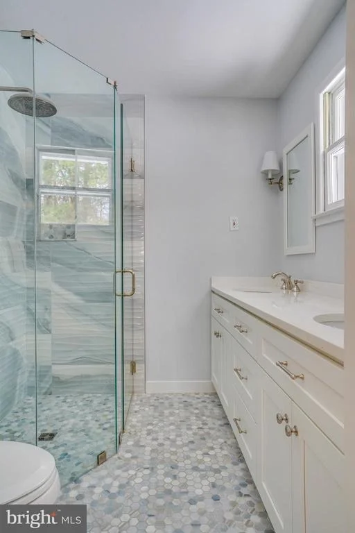 Photo of 4825 KINGSTON DRIVE